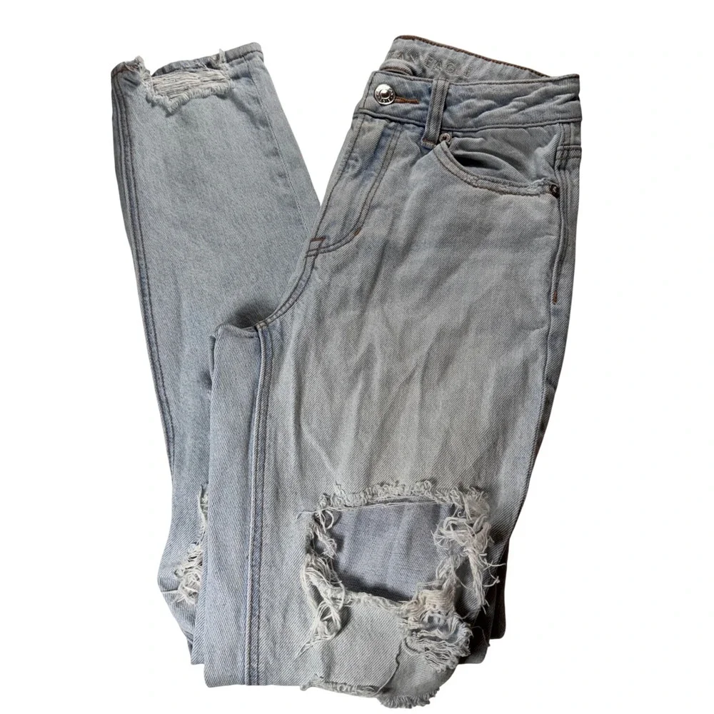 American Eagle Outfitters Womens‎ Size 00 Strigid Distressed Light Wash Jeans